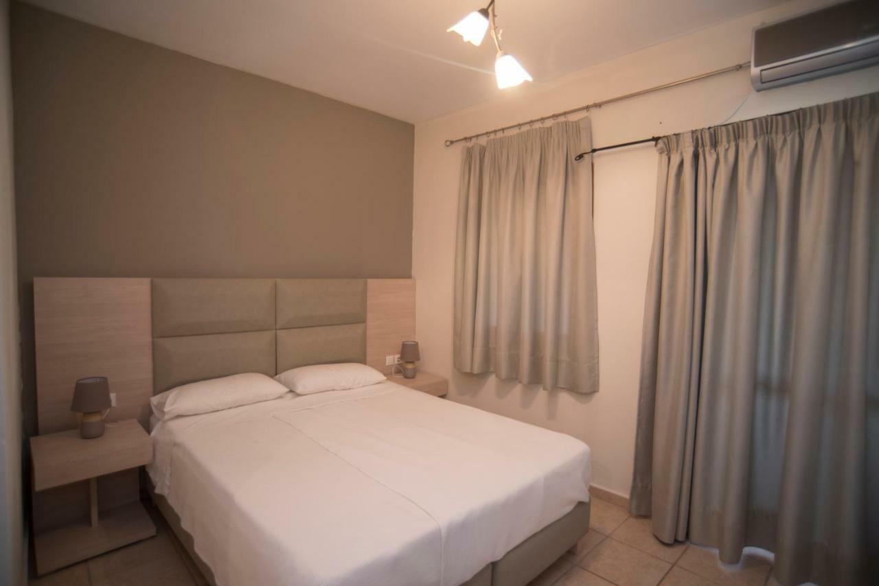 Hotel T'Aloni Chortáta Esterno foto